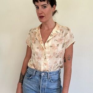 Vintage silk floral button up short sleeve blouse